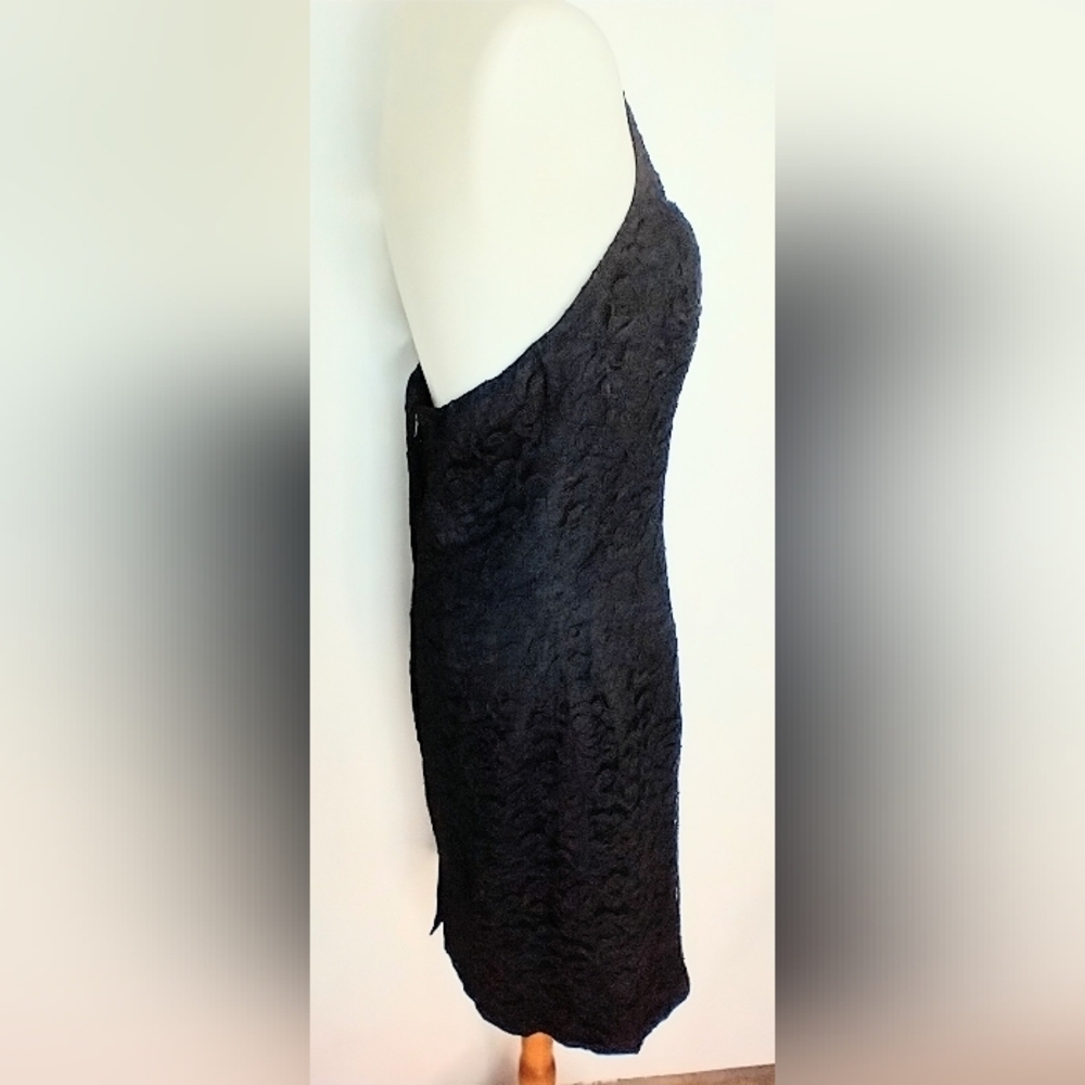 RETRO BLACK LACE HALTER - Picture 2 of 7
